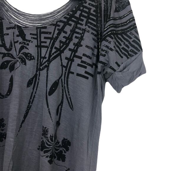 Buffalo David Bitton Grey HIRAKU Open Back Fringe Beaded T-Shirt Size Medium M - Picture 2 of 8